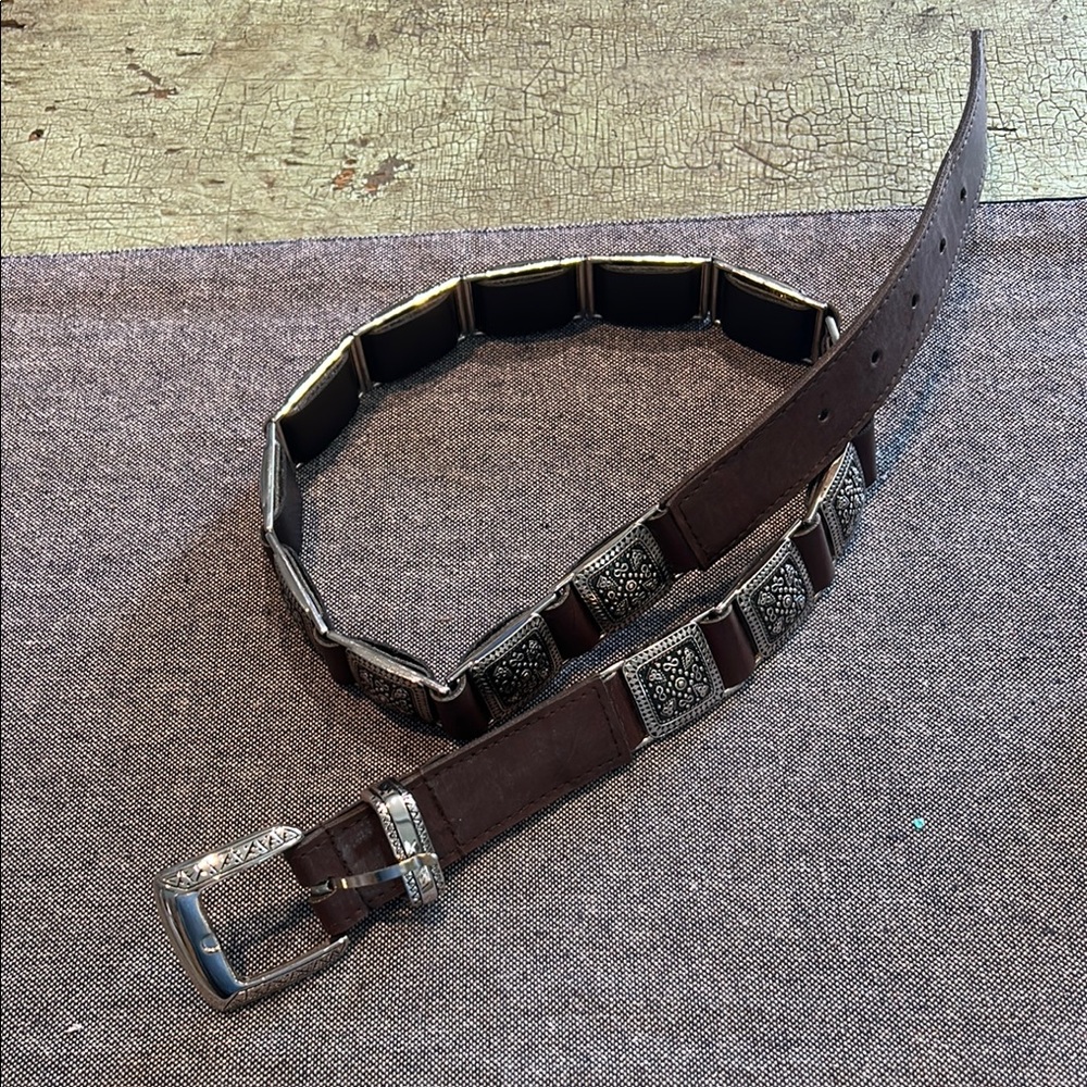 Donna Katz Waist Belt Brown with Silver medallions size Large